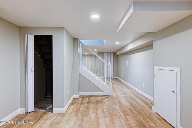 8201 Huntsman Trail, Louisville, KY 40291