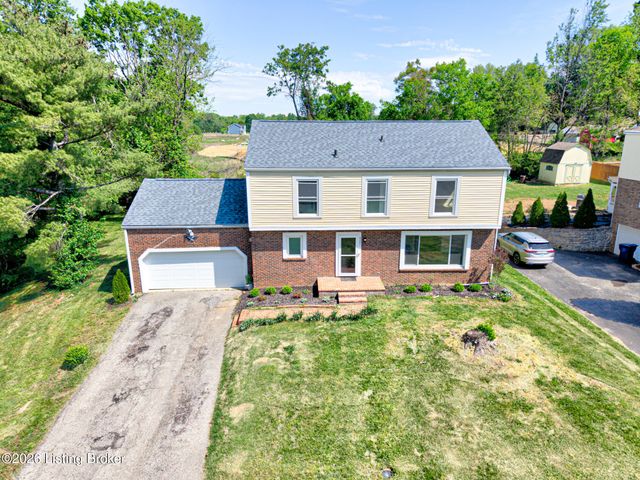 8201 Huntsman Trail, Louisville, KY 40291