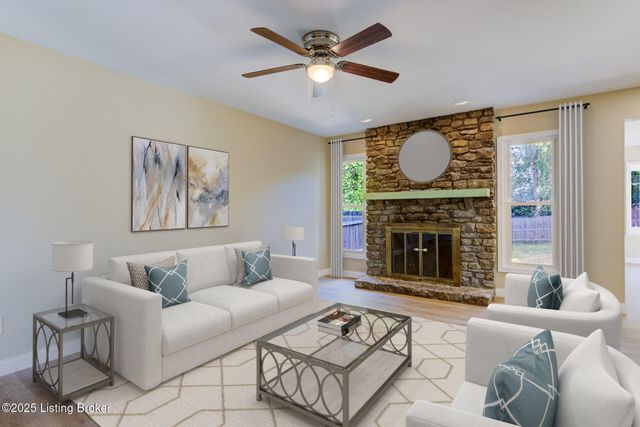 8201 Huntsman Trail, Louisville, KY 40291