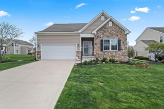 2010 Sugar Mill Drive, Pataskala, OH 43062
