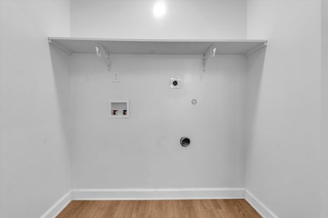 3811 S GOODMAN CIR, Memphis, TN 38111