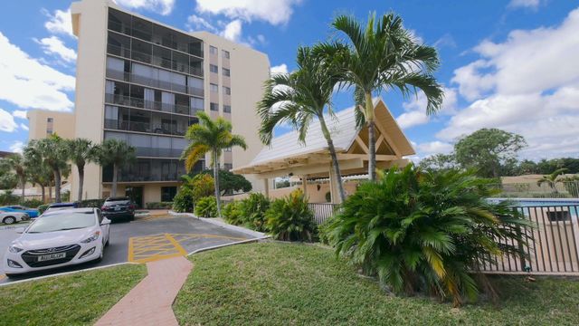 7100 Radice Court 302, Lauderhill, FL 33319