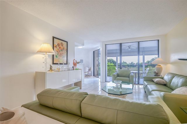 7100 Radice Court 302, Lauderhill, FL 33319