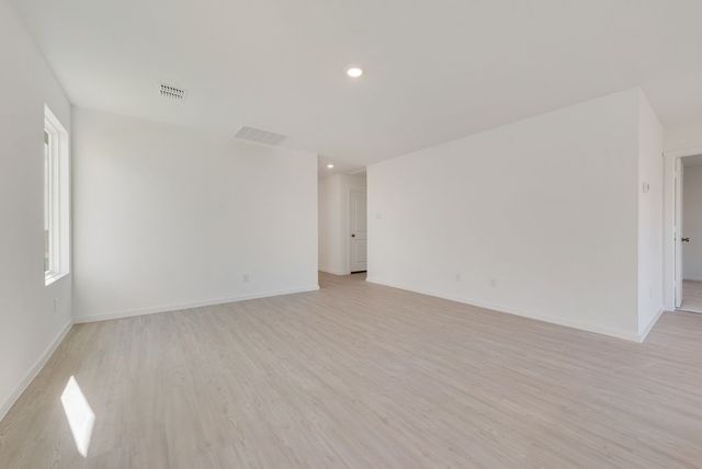 521 E Kirnwood Drive, Dallas, TX 75114