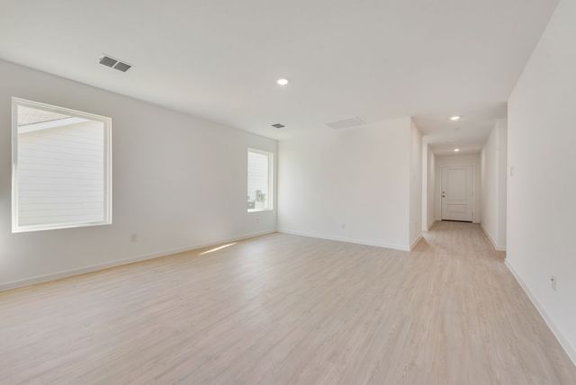 521 E Kirnwood Drive, Dallas, TX 75114