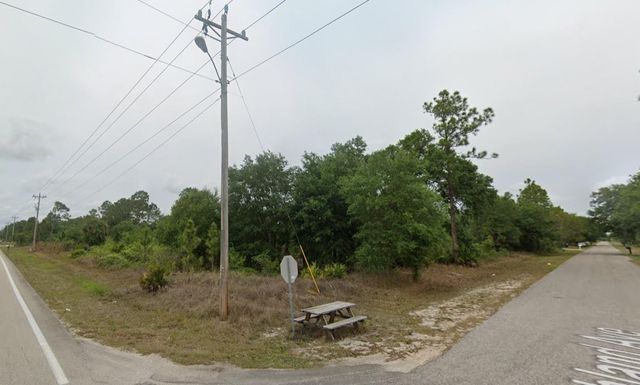 1007 E 10th Street, Lehigh Acres, FL 33972