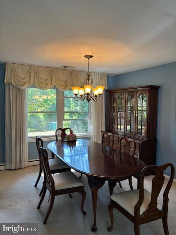 1243 IPSWICH DR, Wilmington, DE 19808