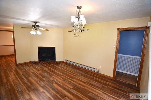 2950 N Ammon Road, Idaho Falls, ID 83401