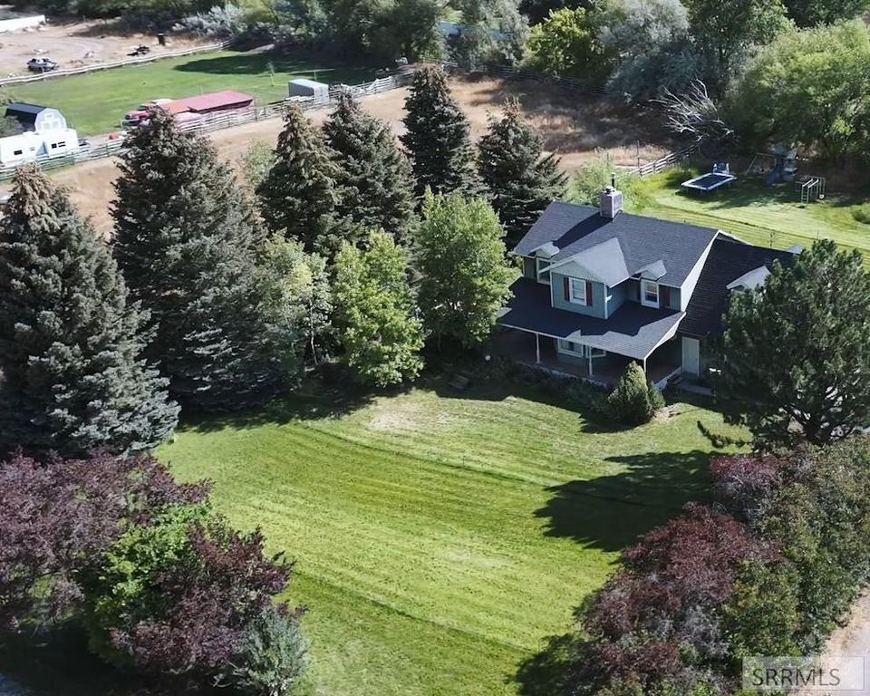 2950 N Ammon Road, Idaho Falls, ID 83401