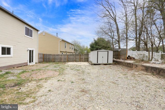 5 COMPASS LN, Barnegat, NJ 08005