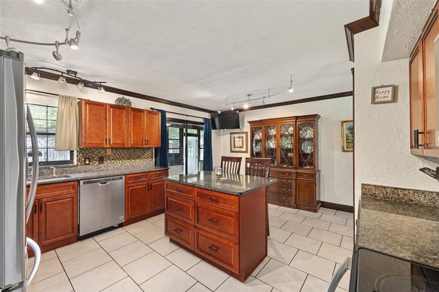 16353 NW 130 STREET, Williston, FL 32696