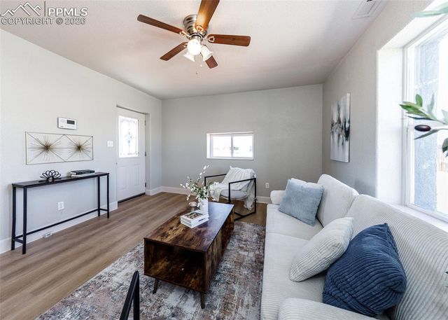 411 E Iowa Avenue, Fountain, CO 80817