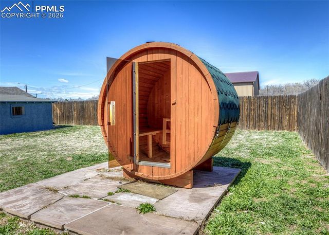 411 E Iowa Avenue, Fountain, CO 80817