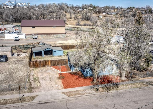 411 E Iowa Avenue, Fountain, CO 80817