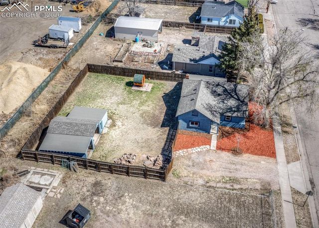 411 E Iowa Avenue, Fountain, CO 80817