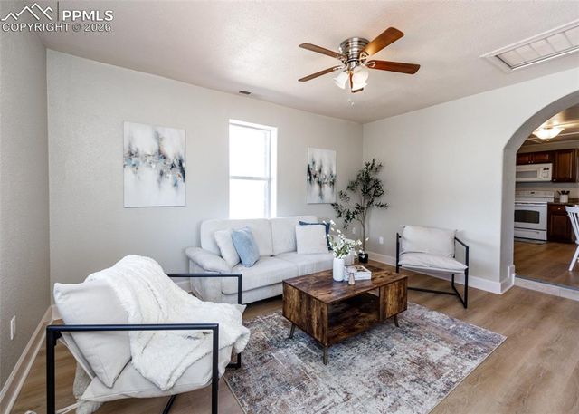 411 E Iowa Avenue, Fountain, CO 80817