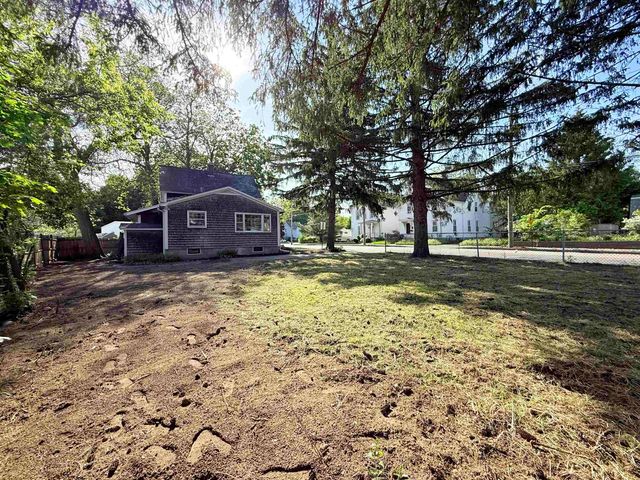 426 Milford Street, Manchester, NH 03102