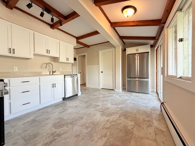 426 Milford Street, Manchester, NH 03102