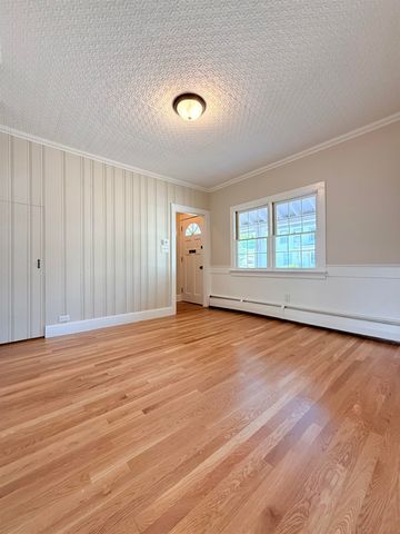 426 Milford Street, Manchester, NH 03102