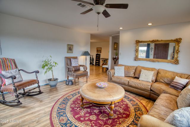 70 N5207 Road, Concho, AZ 85924