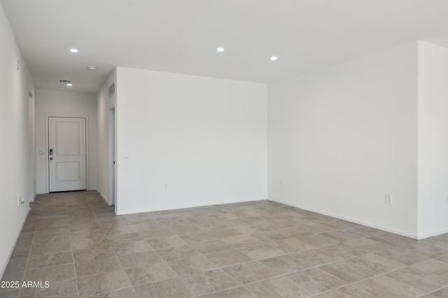 175 S ALMONER Lane S, Casa Grande, AZ 85122