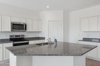 175 S ALMONER Lane S, Casa Grande, AZ 85122