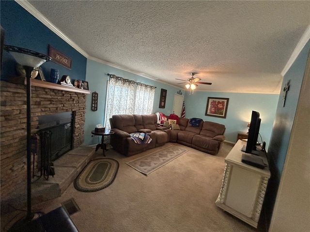 17003 Ross Road, Sulphur Springs, AR 72768