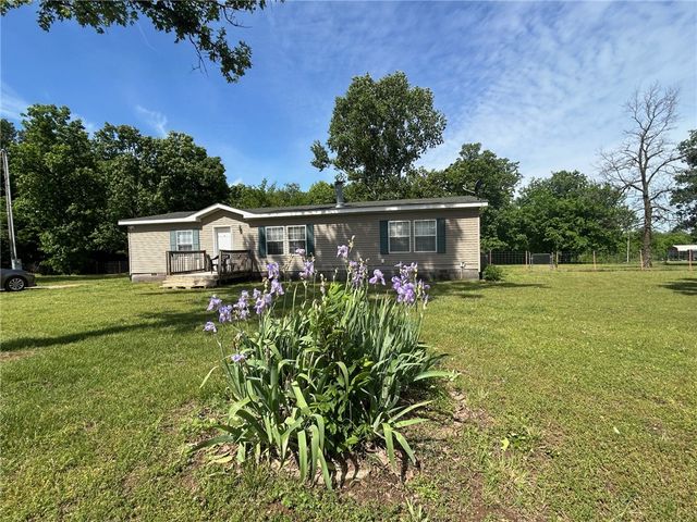17003 Ross Road, Sulphur Springs, AR 72768