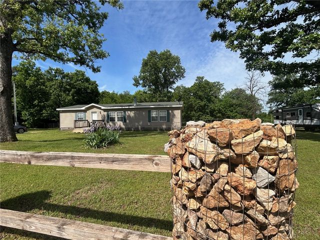 17003 Ross Road, Sulphur Springs, AR 72768