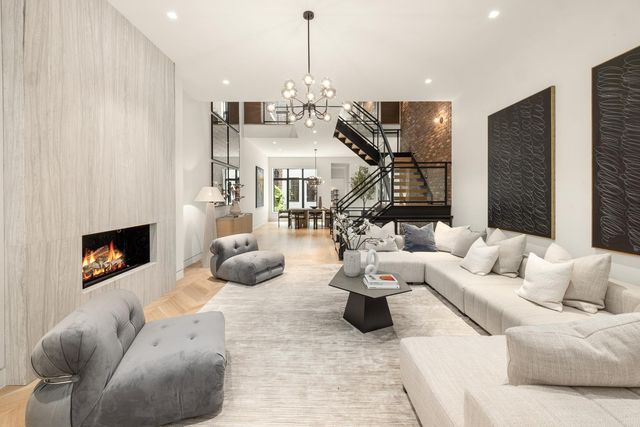 250 W 73rd Street, New York City, NY 10023