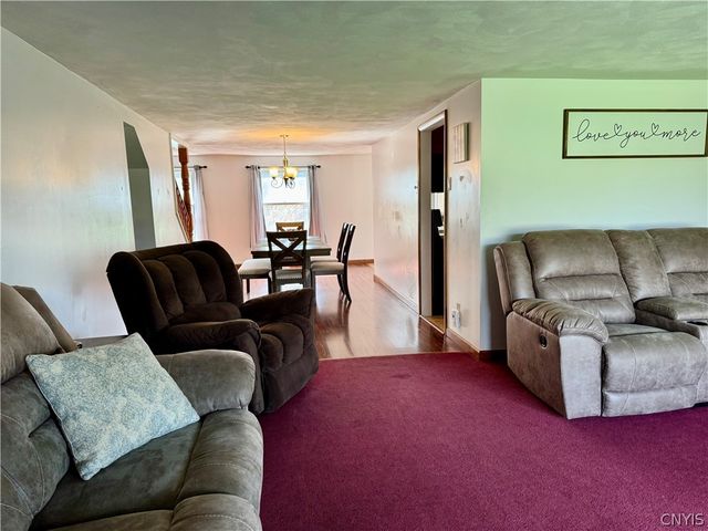 87 Clinton Street, New Hartford, NY 13417