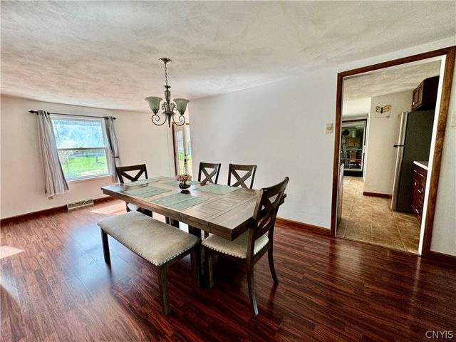 87 Clinton Street, New Hartford, NY 13417