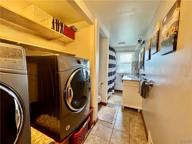 87 Clinton Street, New Hartford, NY 13417