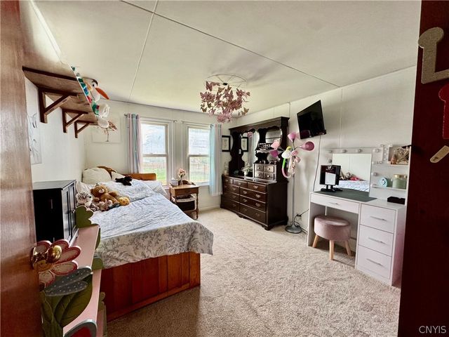 87 Clinton Street, New Hartford, NY 13417