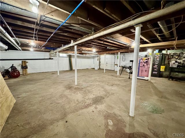 87 Clinton Street, New Hartford, NY 13417