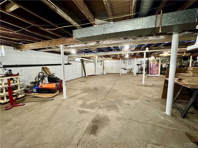87 Clinton Street, New Hartford, NY 13417