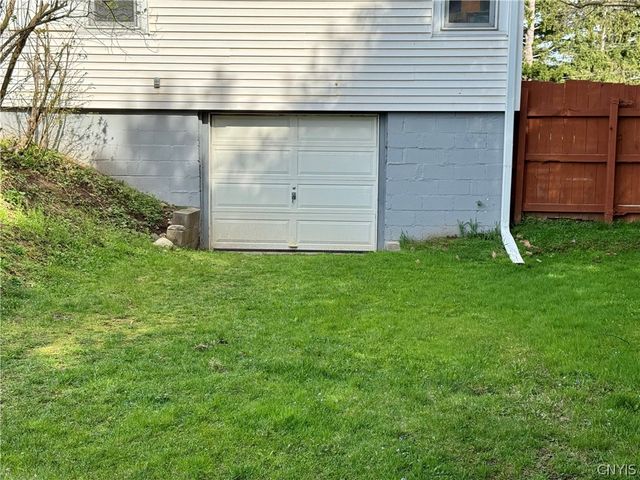 87 Clinton Street, New Hartford, NY 13417