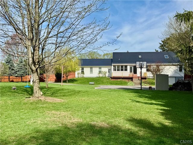 87 Clinton Street, New Hartford, NY 13417