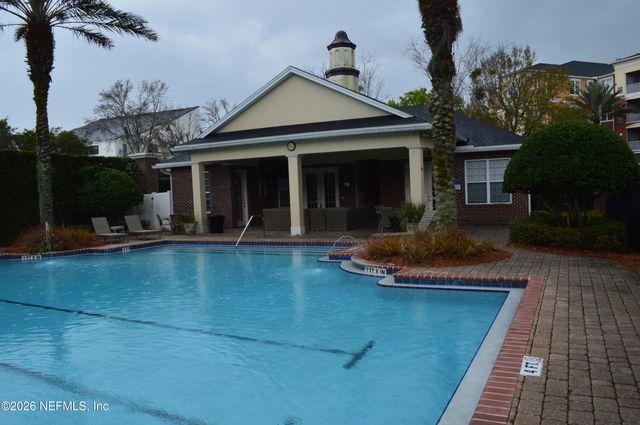 4480 DEERWOOD LAKE Parkway 227, Jacksonville, FL 32216