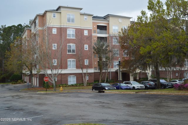 4480 DEERWOOD LAKE Parkway 227, Jacksonville, FL 32216