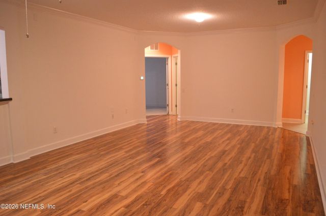 4480 DEERWOOD LAKE Parkway 227, Jacksonville, FL 32216