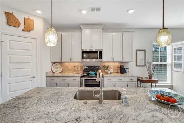 16 Brookhaven Drive, Savannah, GA 31407