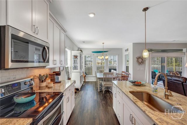 16 Brookhaven Drive, Savannah, GA 31407