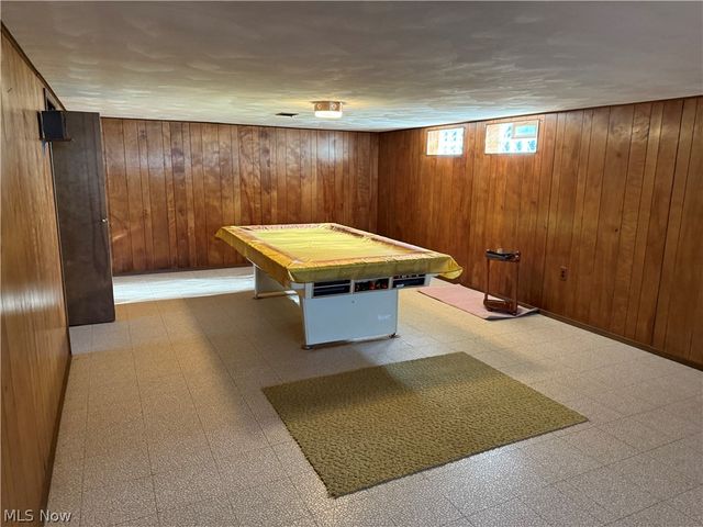 4830 Autumn Lane, Brooklyn, OH 44144