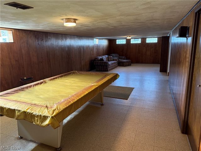 4830 Autumn Lane, Brooklyn, OH 44144