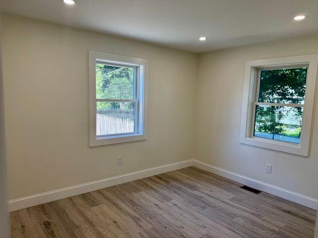 37 Karen Street, Lowell, MA 01851