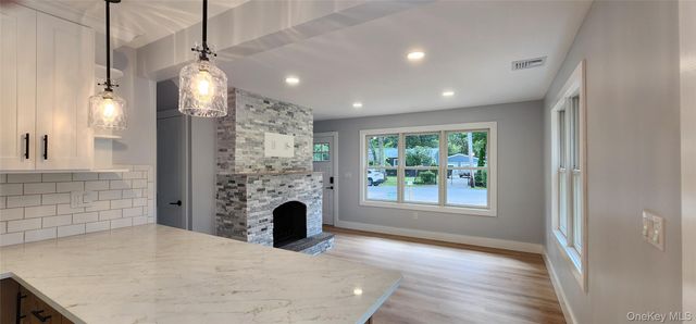 430 Boxwood Drive, Shirley, NY 11967