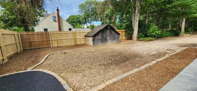 430 Boxwood Drive, Shirley, NY 11967