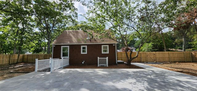 430 Boxwood Drive, Shirley, NY 11967