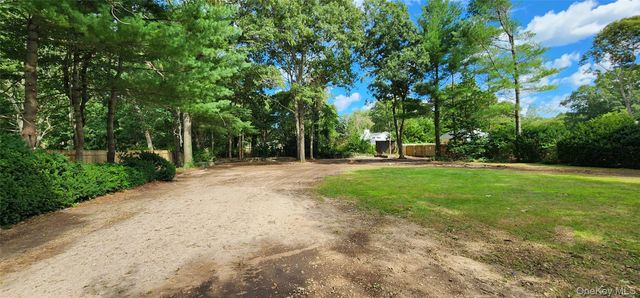 430 Boxwood Drive, Shirley, NY 11967